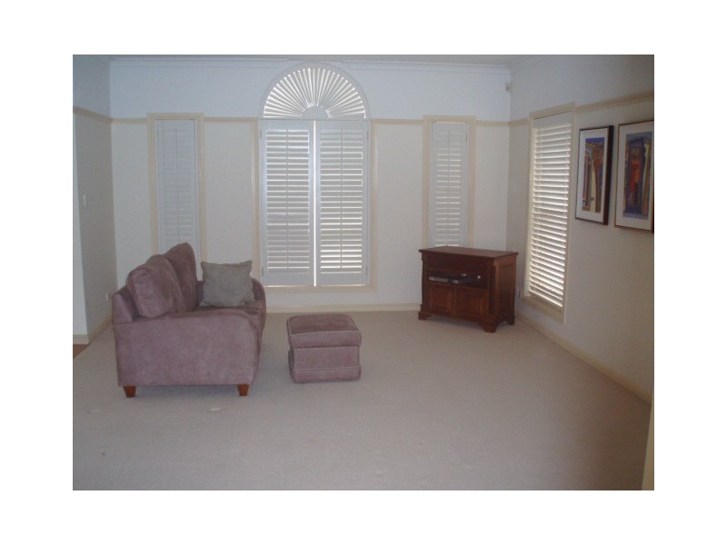 Greenslopes QLD 4120