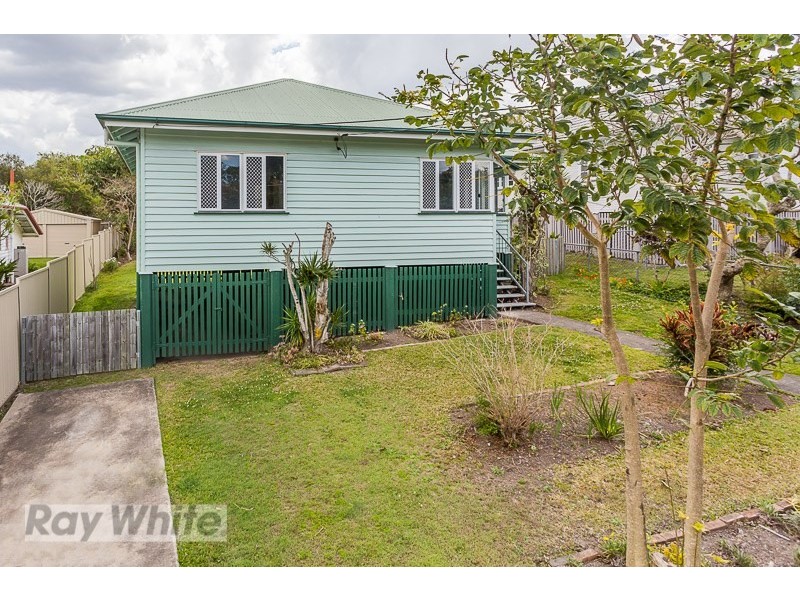 17 Long Street, Camp Hill QLD 4152