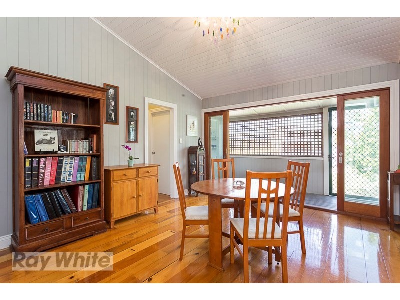 73 Broadway Street, Woolloongabba QLD 4102