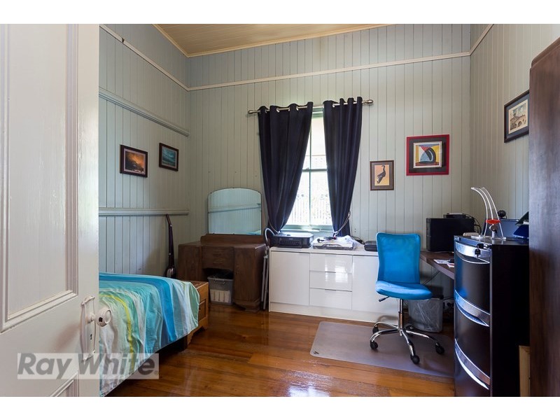 73 Broadway Street, Woolloongabba QLD 4102