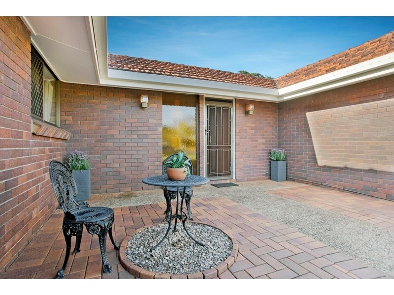 10 MacKenzie Street, Ormiston QLD 4160