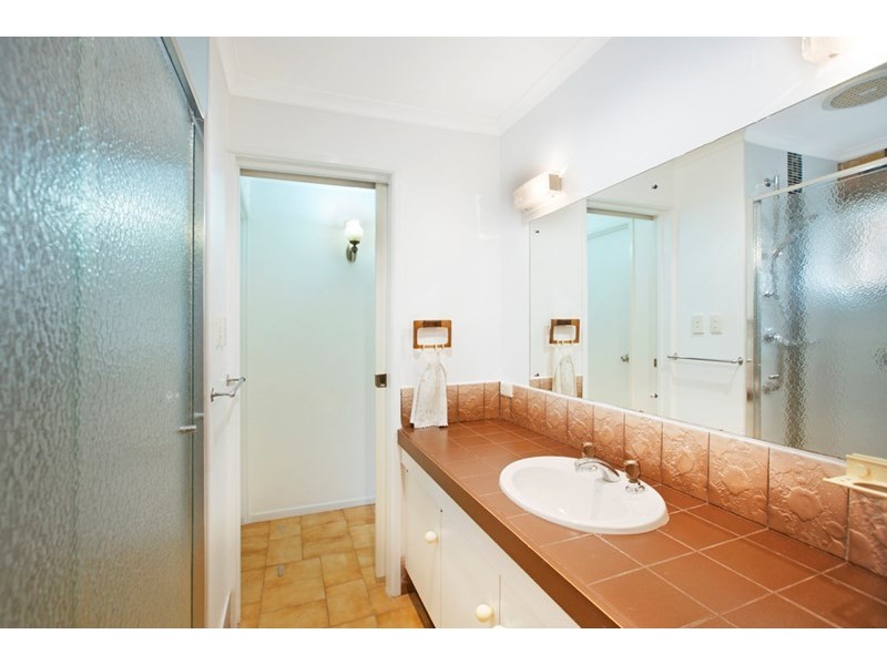 10 MacKenzie Street, Ormiston QLD 4160