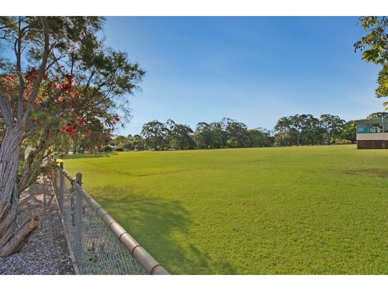 10 MacKenzie Street, Ormiston QLD 4160