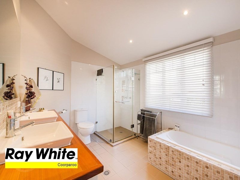 25 Fryar Street, Camp Hill QLD 4152