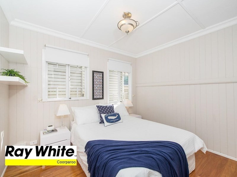 25 Fryar Street, Camp Hill QLD 4152