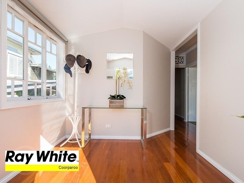 25 Fryar Street, Camp Hill QLD 4152