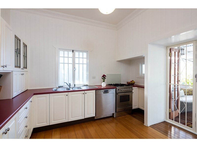 50 Shakespeare Street, Coorparoo QLD 4151