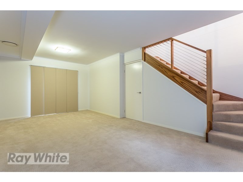 84 Pembroke Road, Coorparoo QLD 4151