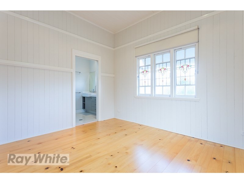 84 Pembroke Road, Coorparoo QLD 4151