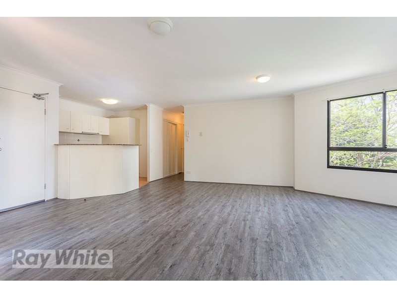 79/55 Harries Road, Coorparoo QLD 4151