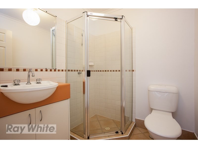 13/70 Douglas Street, Greenslopes QLD 4120