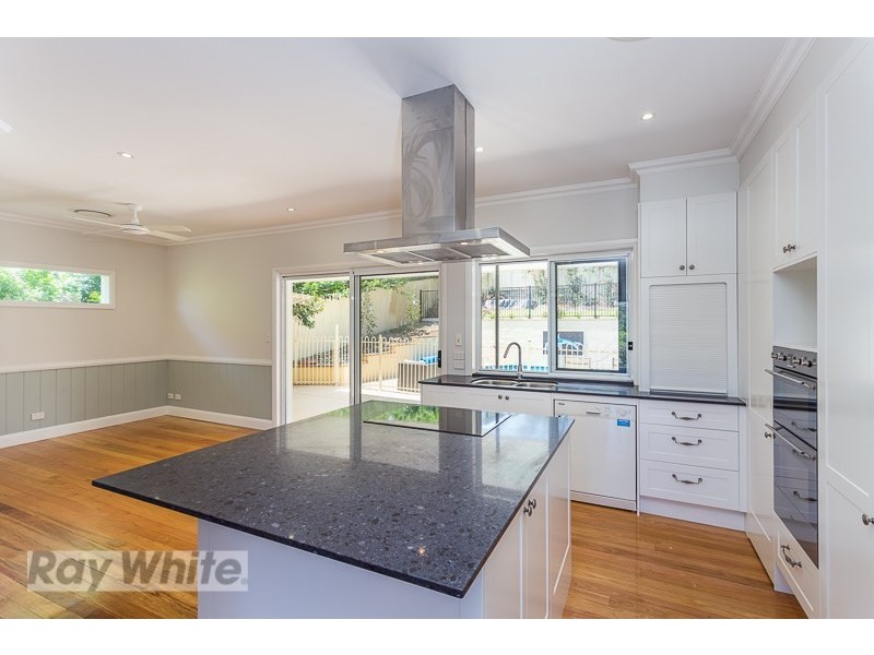 46 Emma Street, Holland Park West QLD 4121