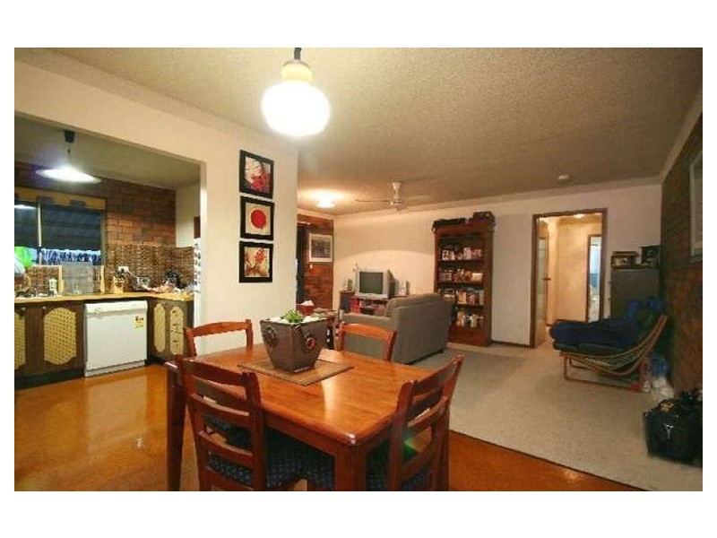 4/3 Curd Street, Greenslopes QLD 4120