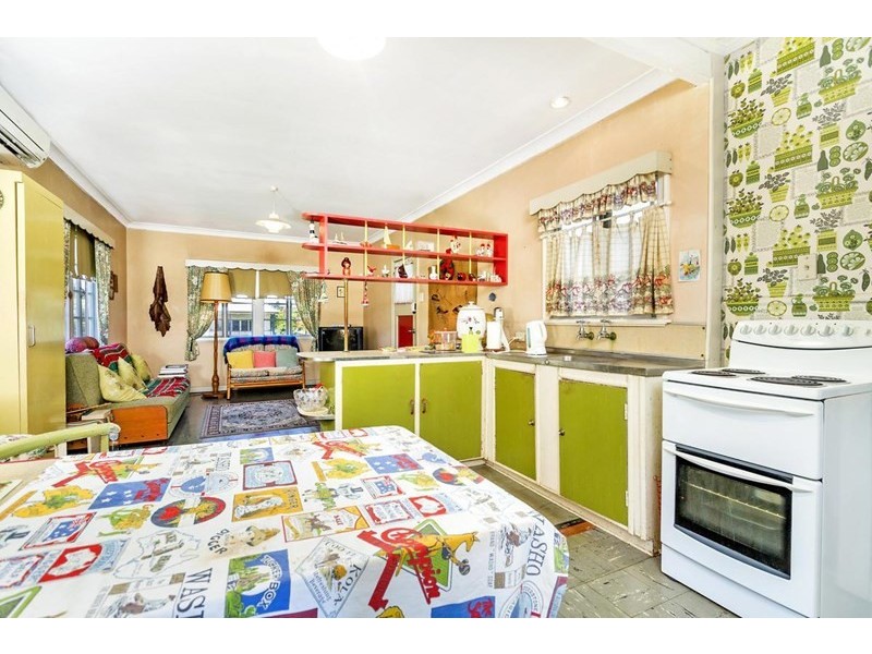 62 Brisbane Avenue, Camp Hill QLD 4152