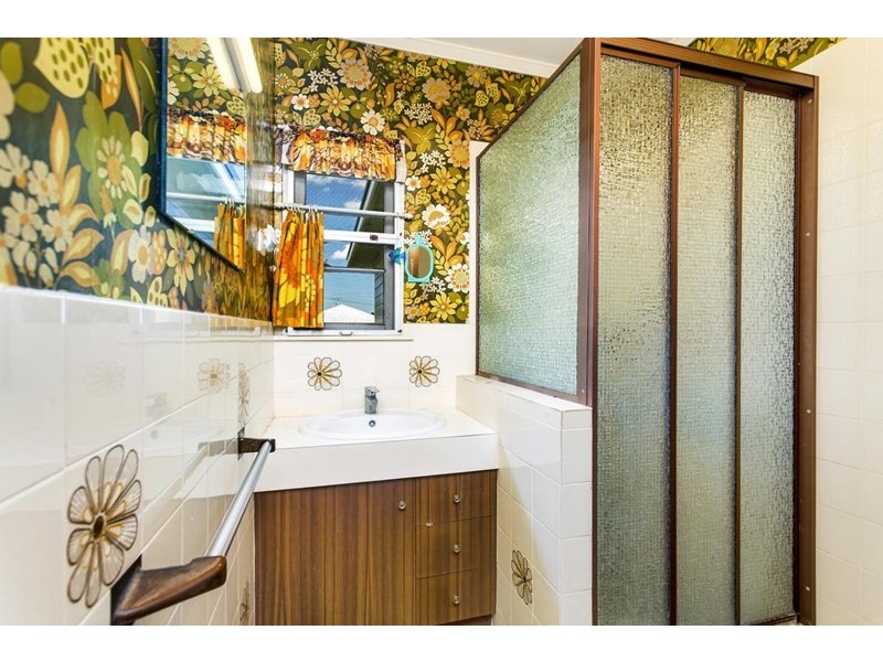 62 Brisbane Avenue, Camp Hill QLD 4152