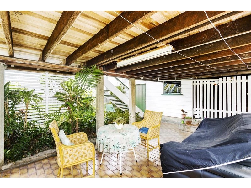 62 Brisbane Avenue, Camp Hill QLD 4152