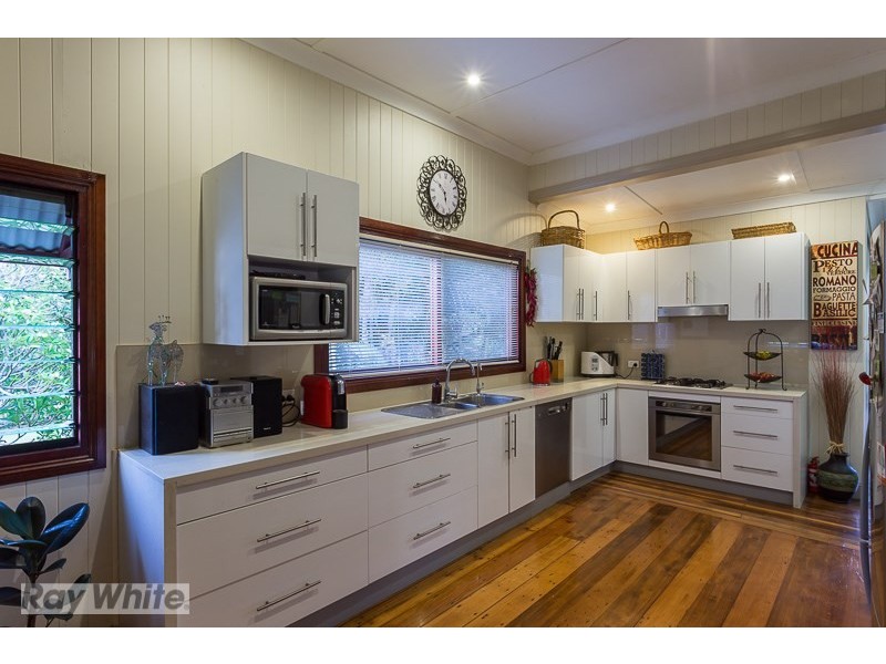 39 Burke Street, Coorparoo QLD 4151