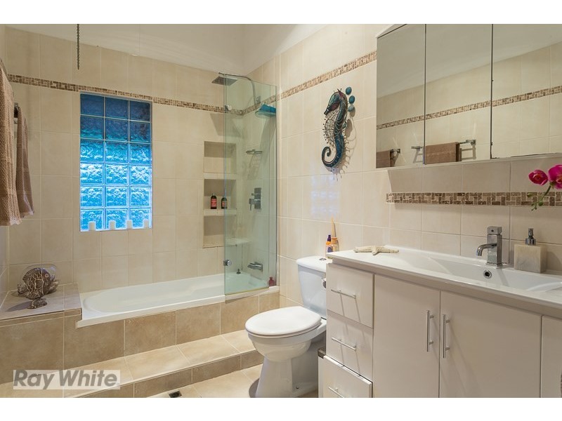 39 Burke Street, Coorparoo QLD 4151