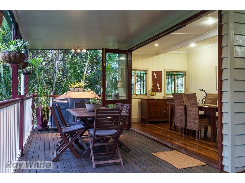 39 Burke Street, Coorparoo QLD 4151