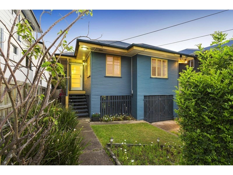 35 Greens Road, Coorparoo QLD 4151