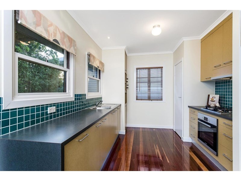 35 Greens Road, Coorparoo QLD 4151