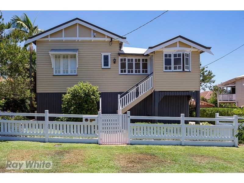 52 Shire Street, Coorparoo QLD 4151