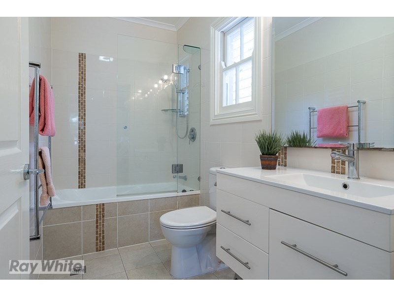 52 Shire Street, Coorparoo QLD 4151