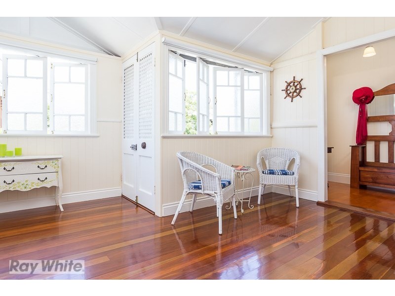 52 Shire Street, Coorparoo QLD 4151