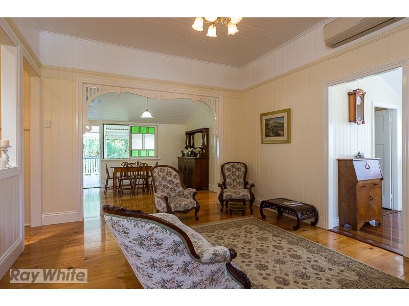 52 Shire Street, Coorparoo QLD 4151