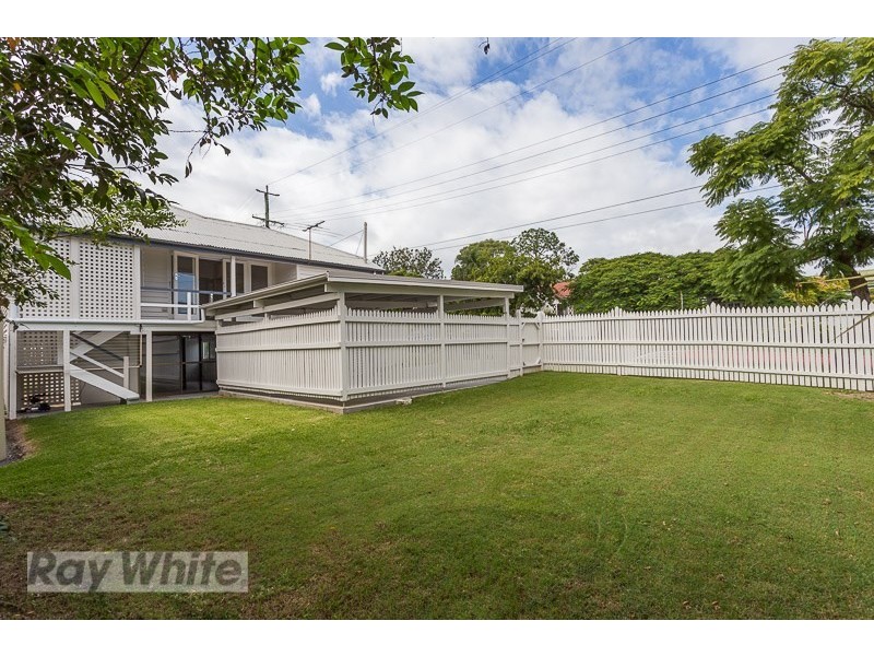 28 Martha Street, Camp Hill QLD 4152