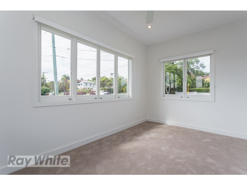 28 Martha Street, Camp Hill QLD 4152