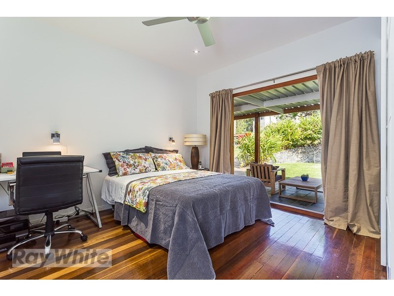 58 Oxley Drive, Holland Park QLD 4121