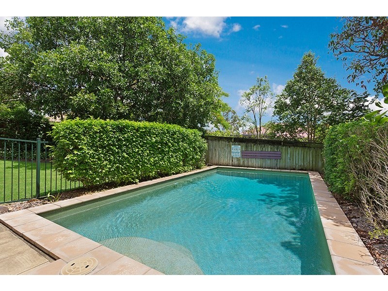 26 Hethorn Street, Coorparoo QLD 4151