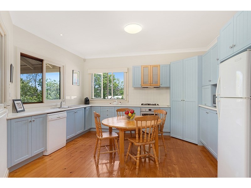 26 Hethorn Street, Coorparoo QLD 4151