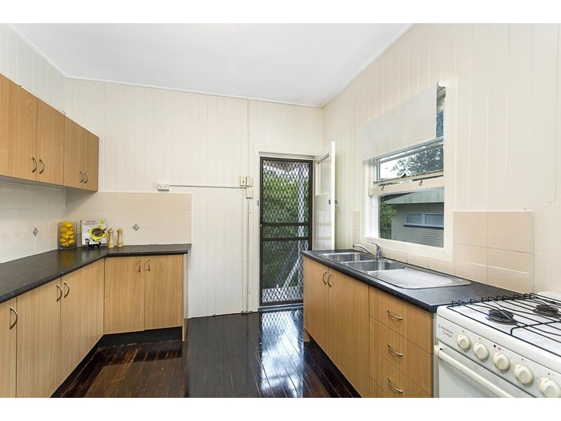 228 Chatsworth Road, Coorparoo QLD 4151