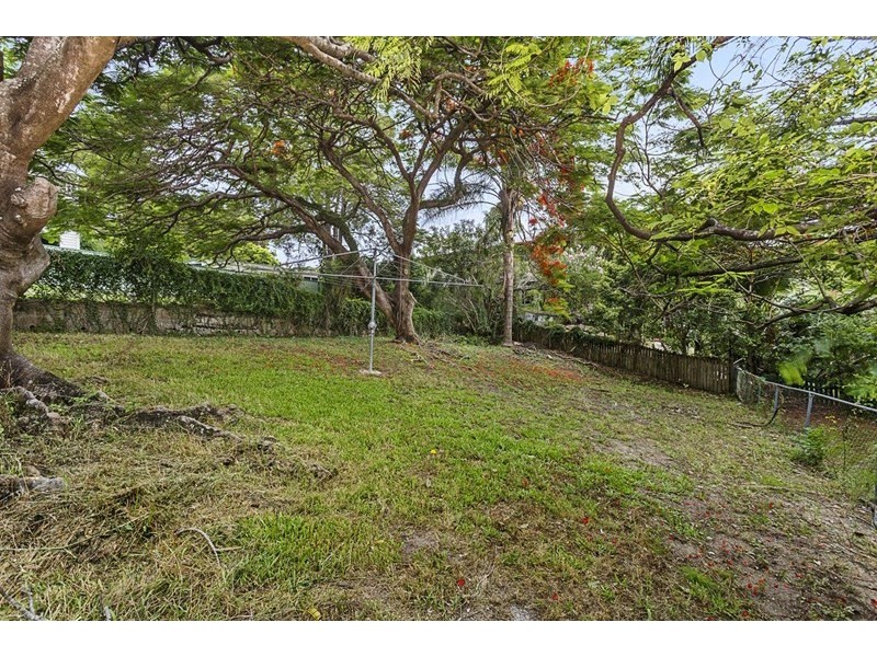 228 Chatsworth Road, Coorparoo QLD 4151