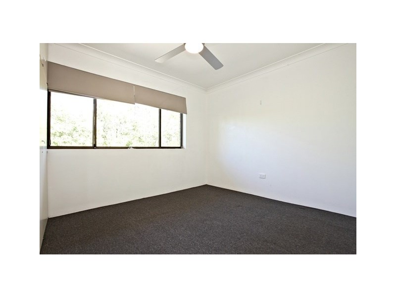 2/24 Hamel Street, Camp Hill QLD 4152