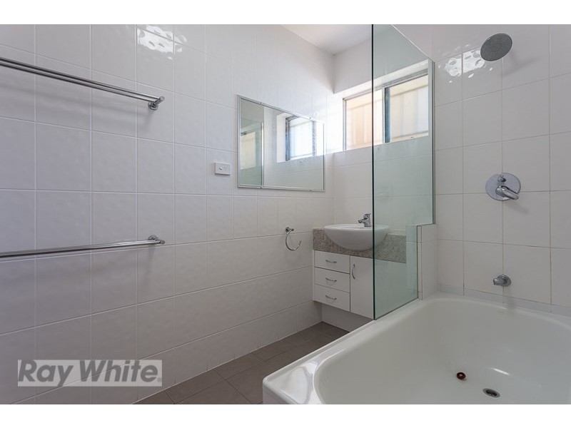 3/60 Kitchener Street, Coorparoo QLD 4151