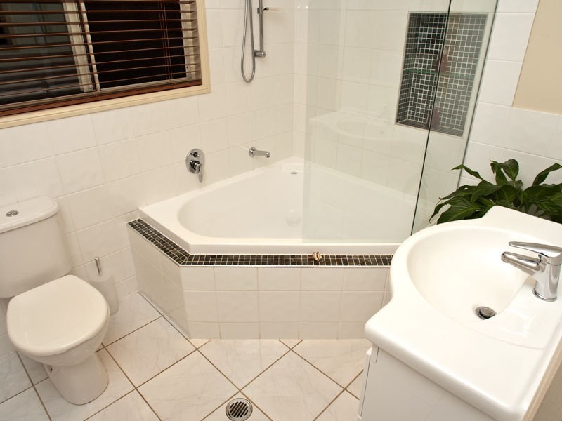 51 Hutton Street, Wynnum QLD 4178