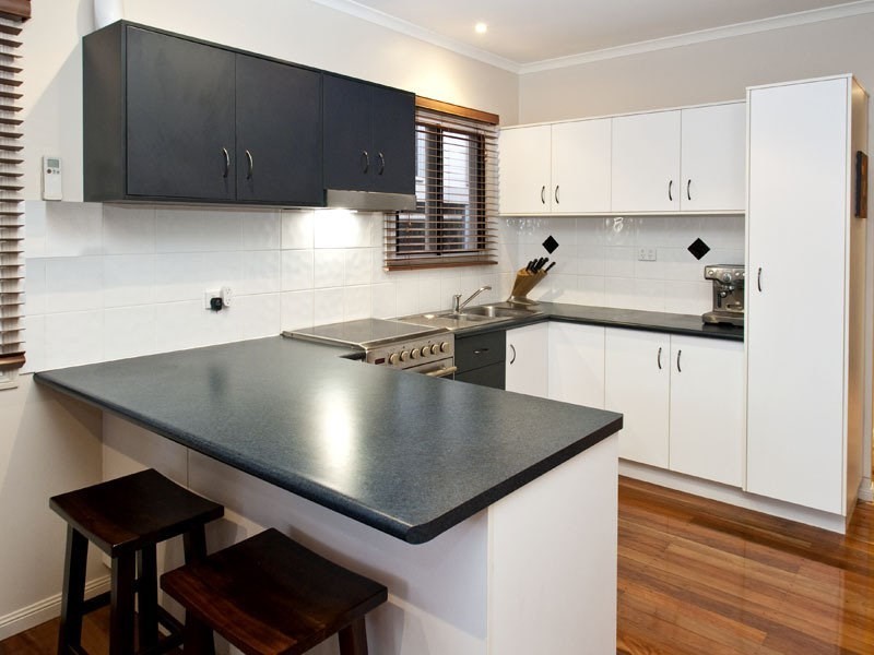 51 Hutton Street, Wynnum QLD 4178