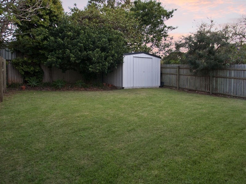 51 Hutton Street, Wynnum QLD 4178