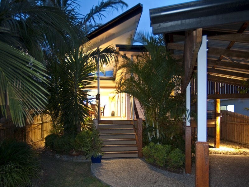 51 Hutton Street, Wynnum QLD 4178