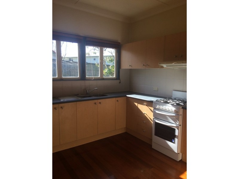 6 Servius Avenue, Seven Hills QLD 4170