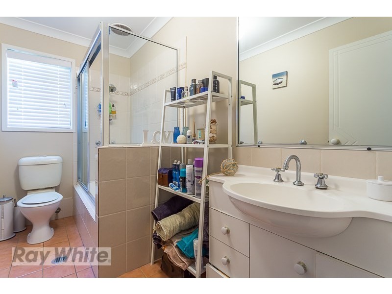 2/404 Upper Cornwall Street, Coorparoo QLD 4151