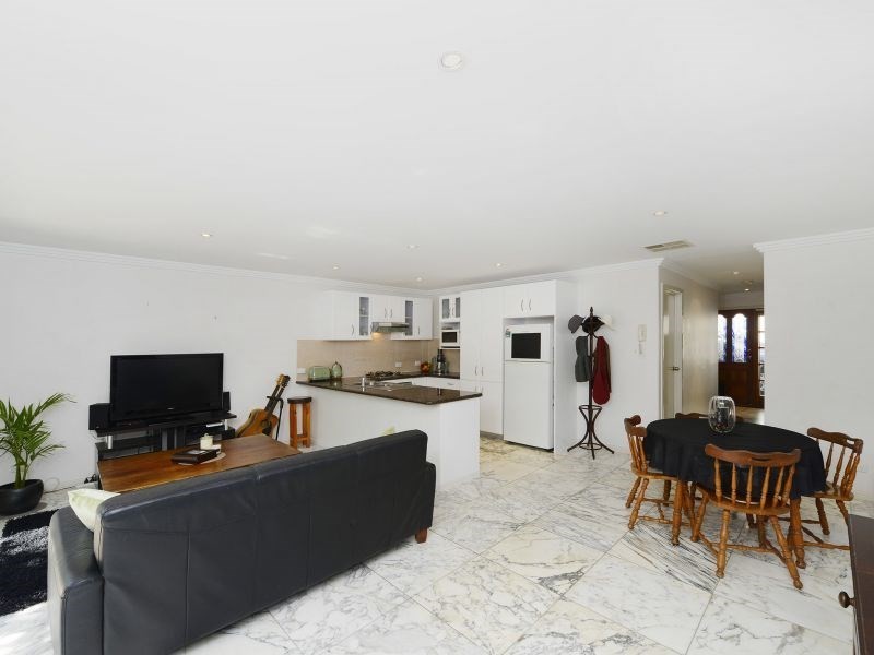 3/20 Nicklin Street, Coorparoo QLD 4151