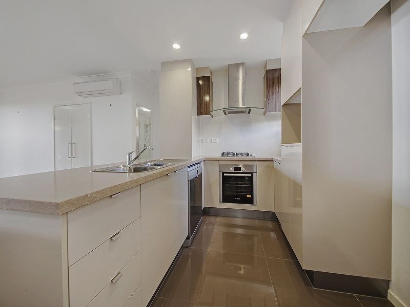 4/57 Gordon Street, Greenslopes QLD 4120