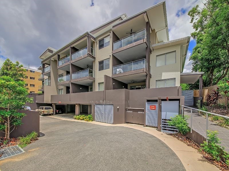 4/57 Gordon Street, Greenslopes QLD 4120