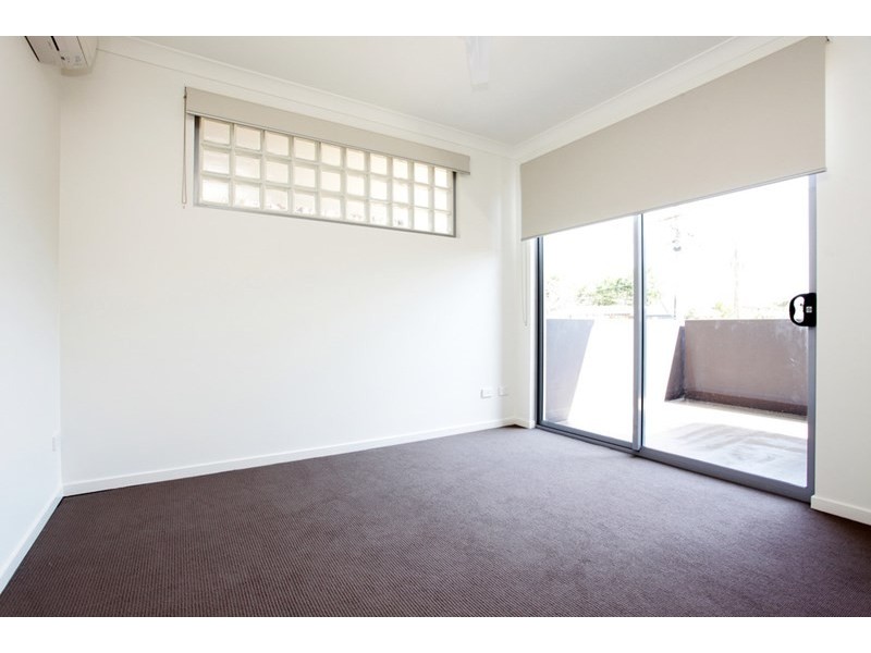 4/57 Gordon Street, Greenslopes QLD 4120