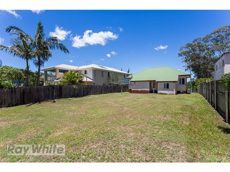 18 Rigel Street, Coorparoo QLD 4151