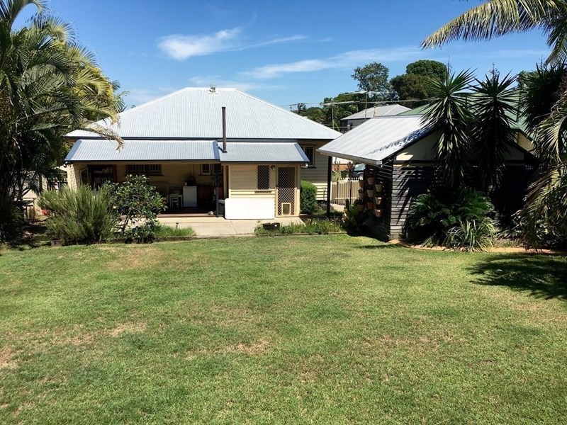 32 Renton Street, Camp Hill QLD 4152